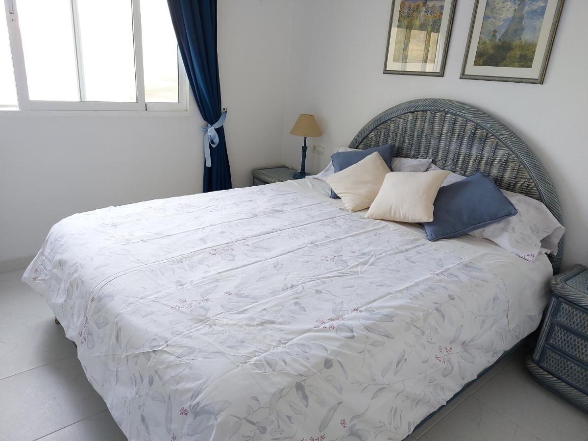 Estupendo Apartamento En Primera Linea De Playa Y Con Vistas Al Mar Dénia Exterior foto