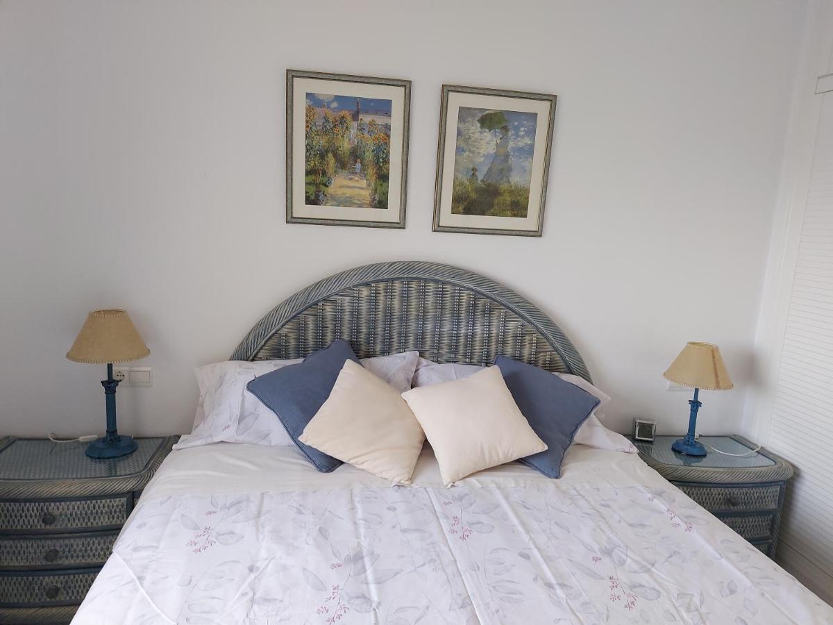 Estupendo Apartamento En Primera Linea De Playa Y Con Vistas Al Mar Dénia Exterior foto